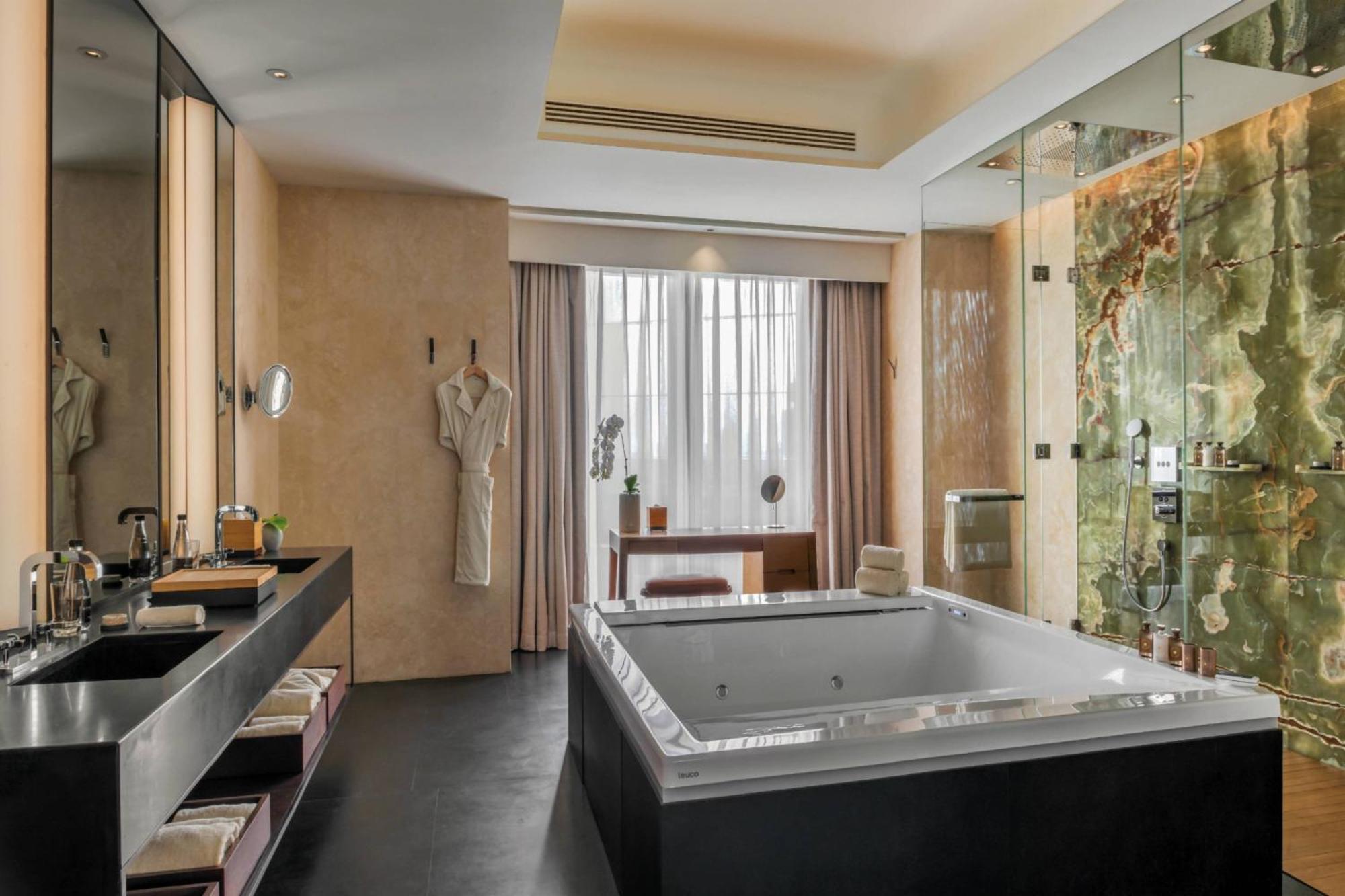 Bulgari Hotel, Peking  Buitenkant foto