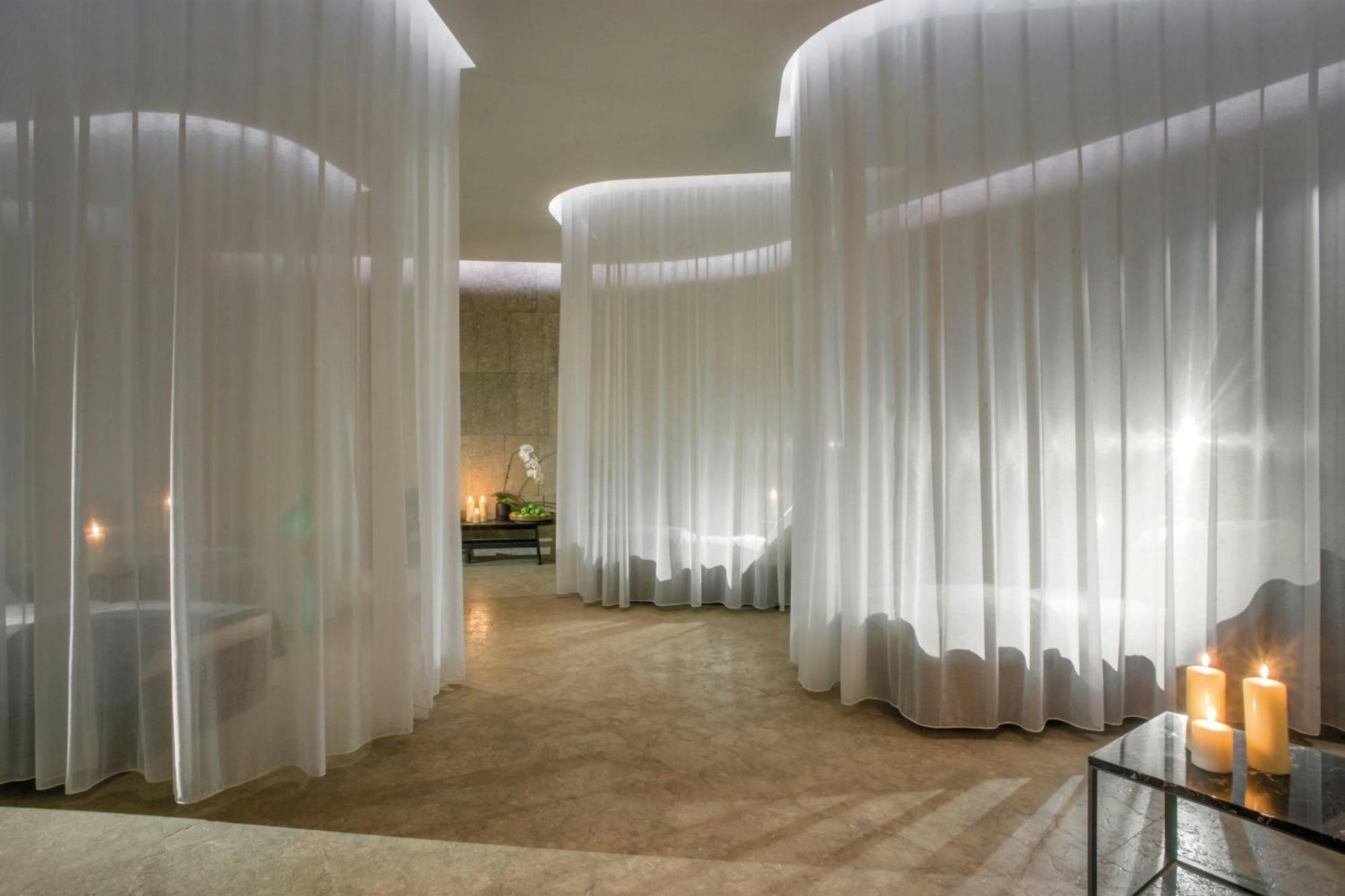 Bulgari Hotel, Peking  Buitenkant foto